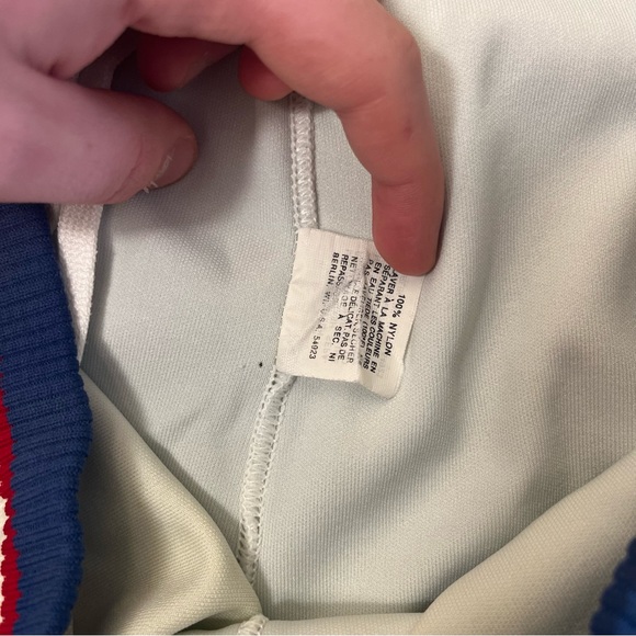 Sacramento Kings Vintage Team Issued Shorts - Picture 15 of 15